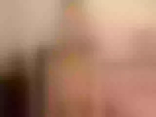 Live sex webcam photo for LoreenThornon #256424111