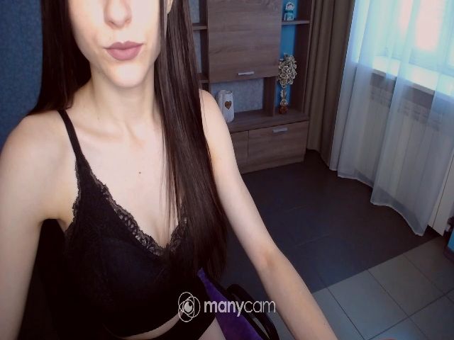 Live sex webcam photo for Frioninny #253772800