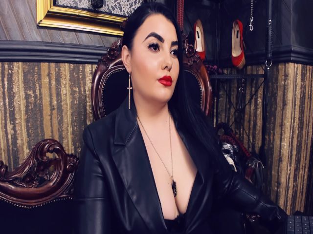 Live sex webcam photo for MelissaGlow #256000995