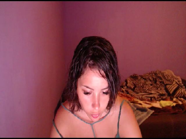 Live sex webcam photo for LoveJulliette #264489798