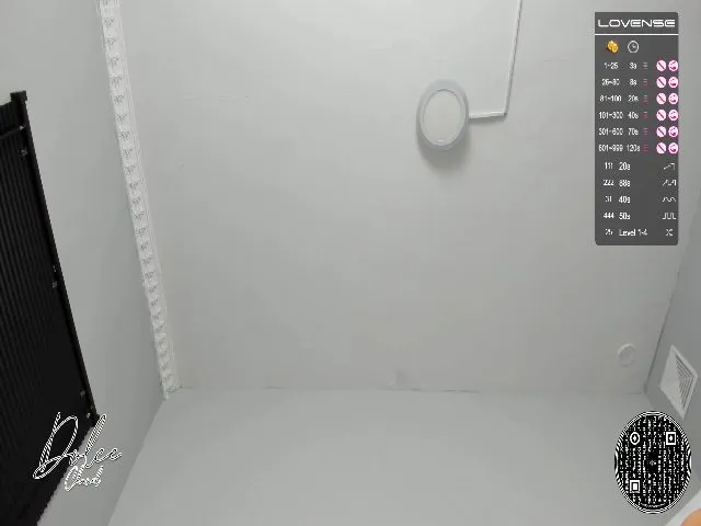 Live sex webcam photo for Dolce_chanel #253257529