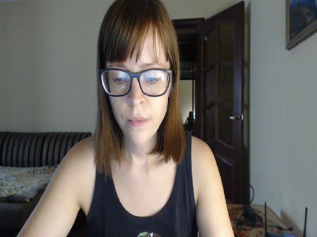 Live sex webcam photo for SmallUniverse #265421683