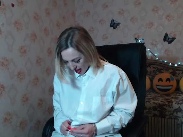 Live sex webcam photo for sonya2121 #242950031