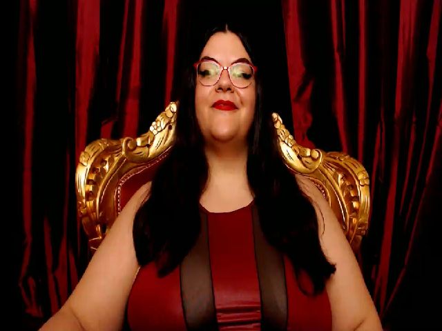 Live sex webcam photo for MissLillyBBW #253842096