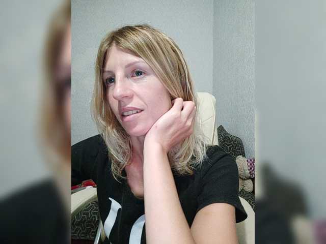 Live sex webcam photo for Brain5explo #255404016