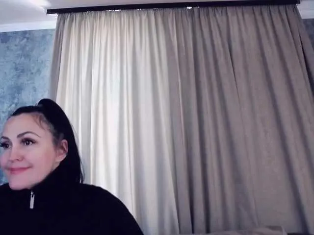 Live sex webcam photo for DakotaPie #241420432