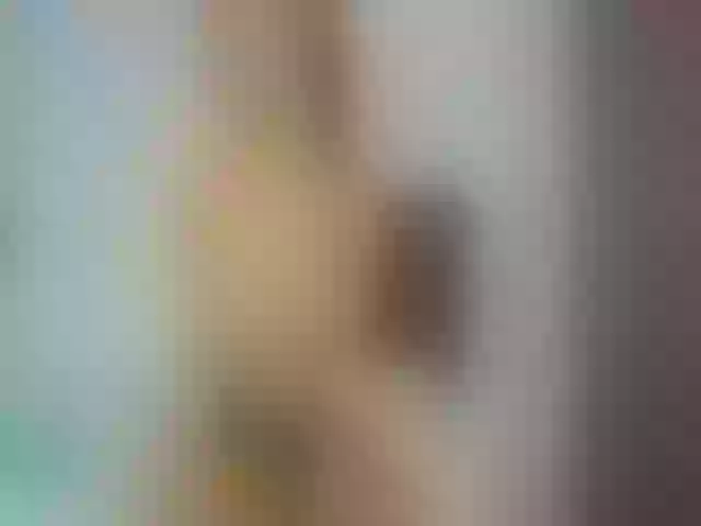 Live sex webcam photo for LittleRed2u #254285421