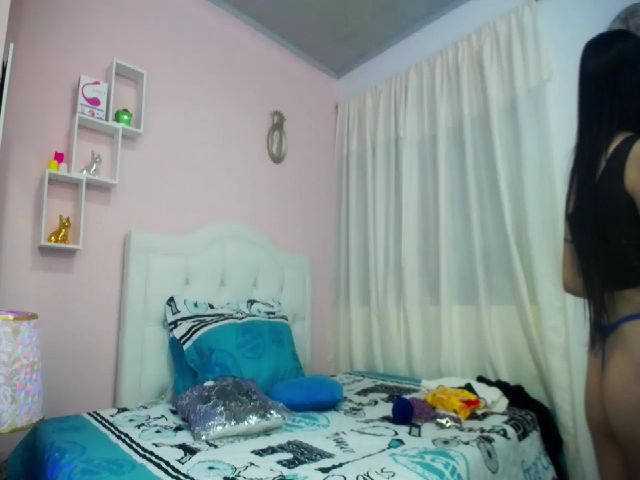 Live sex webcam photo for Petite_camila #287864053