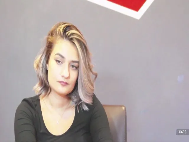 Live sex webcam photo for SecretAmber #254533691