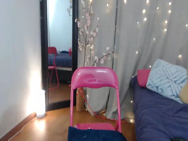 Live sex webcam photo for Morahaze1 #254403702