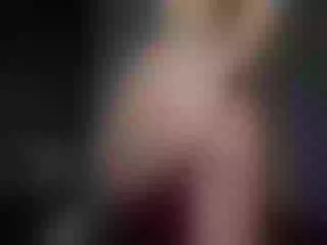 Live sex webcam photo for MayaTheLove #256040199