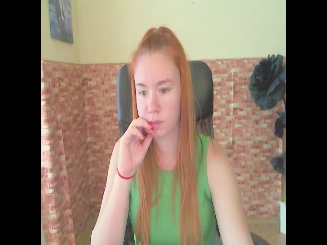 Live sex webcam photo for JiMiola #263756853