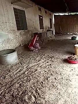 Live sex webcam photo for anjubhabhi #244979195