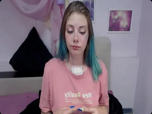 Live sex webcam photo for AprillSnow #260215774