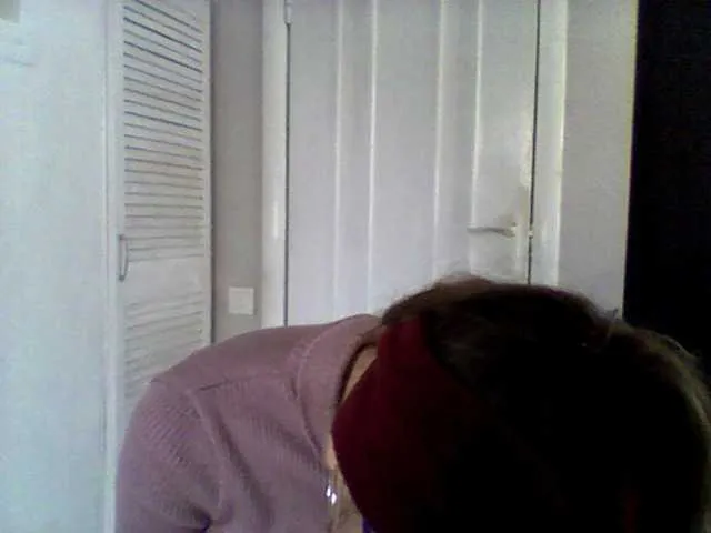Live sex webcam photo for Emmi-li #241184240