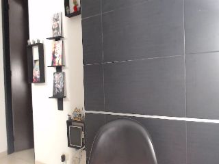 Live sex webcam photo for Mandy_berry1 #251811512