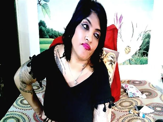 Live sex webcam photo for IndianKatz #259819526