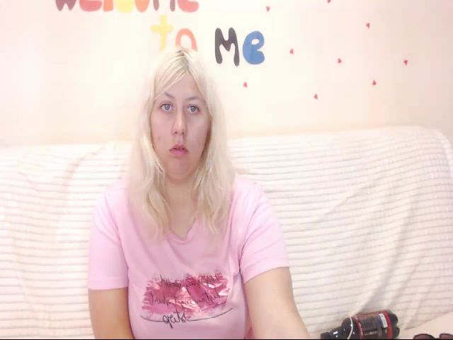 Live sex webcam photo for Kylie_Pag #256716826