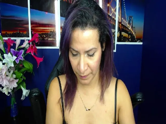 Live sex webcam photo for Infernalsexx #254244626