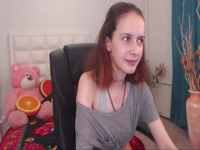 Live sex webcam photo for IrisNichols #258315868