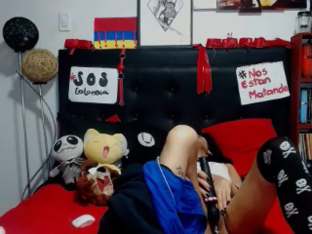 Live sex webcam photo for MilfKatty #254059340