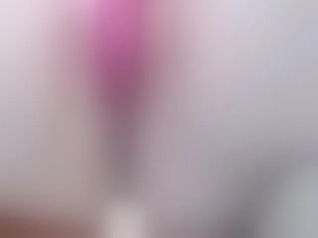 Live sex webcam photo for BeautyM27 #252457962