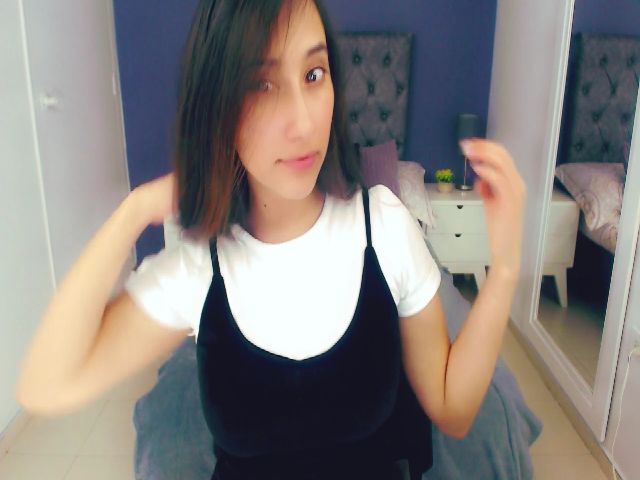 Live sex webcam photo for anniesclub #253636198