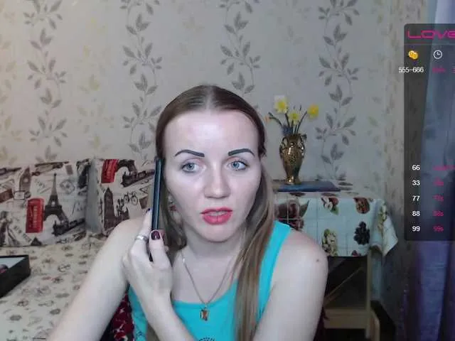 Live sex webcam photo for Alenushka888 #241359397