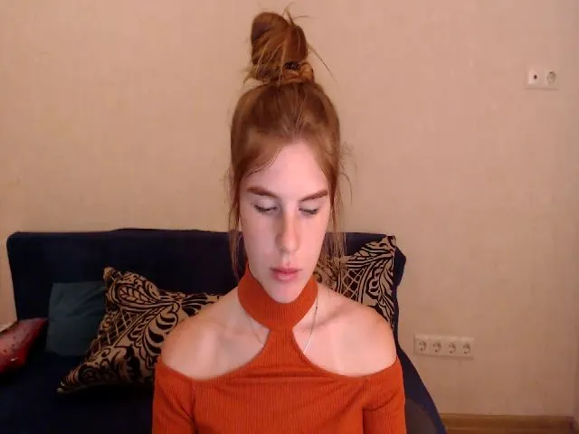 Live sex webcam photo for Vesnyshka #257755547