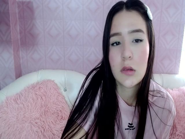 Live sex webcam photo for Aniie_pink #253400751