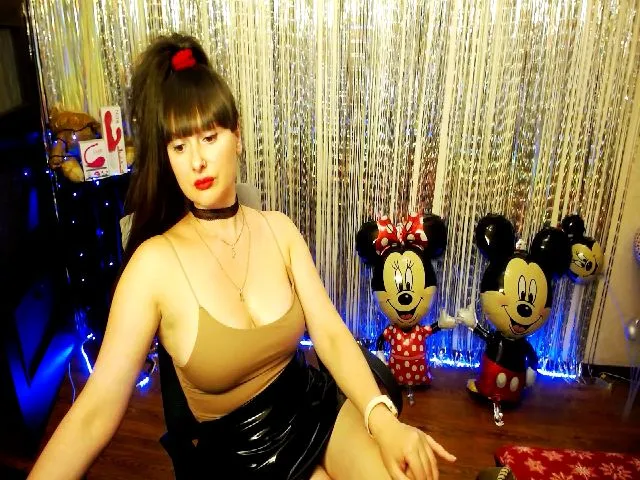 Live sex webcam photo for x_MissMia_x #264376350