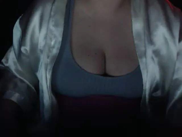 Live sex webcam photo for XMayaxxx #254251690