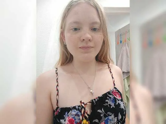 Live sex webcam photo for Marmeladj #254402616