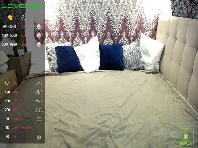 Live sex webcam photo for Cute_Crystal_ #254115326
