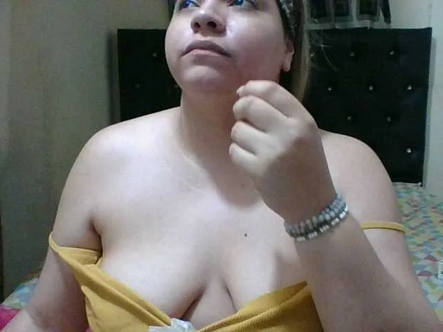 Live sex webcam photo for Victoriamor #241062463