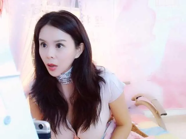 Live sex webcam photo for sanshun1 #251343863