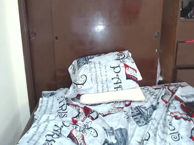 Live sex webcam photo for CrazyOnMe_ #252623030