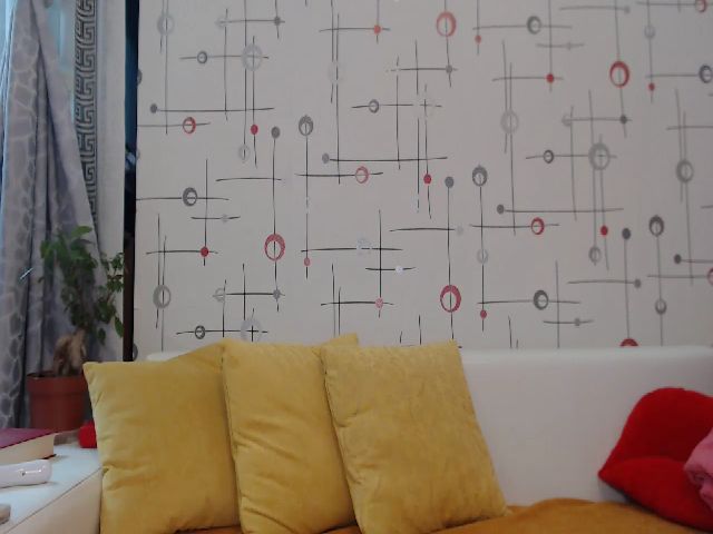 Live sex webcam photo for AngelSmilea4U #260871716