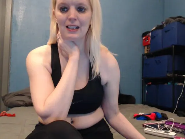Live sex webcam photo for SexxySouthern #253887371