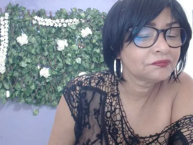 Live sex webcam photo for tifany-sweet1 #242511771
