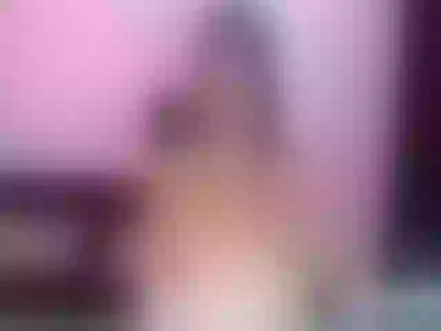 Live sex webcam photo for MaiiAngel #263337487