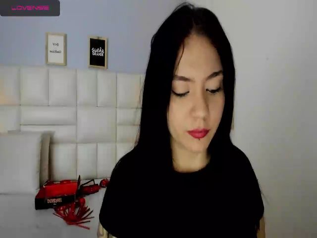 Live sex webcam photo for Rebeca__grey #252535311