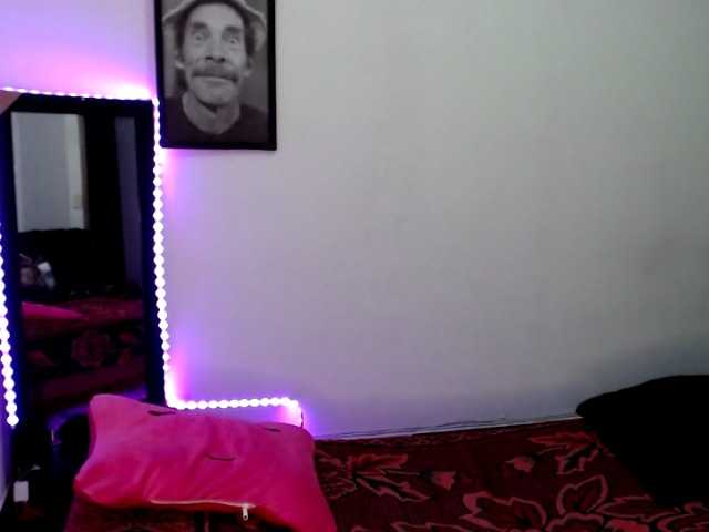 Live sex webcam photo for jadde30 #241117030