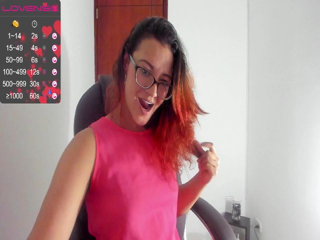 Live sex webcam photo for April_Rouse_ #257270906