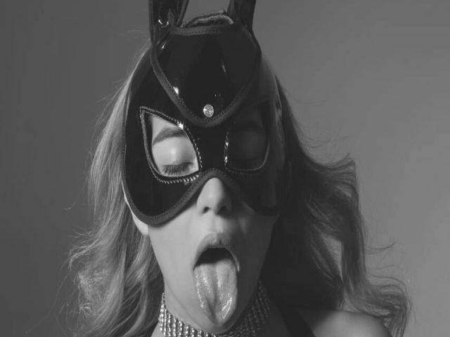 Live sex webcam photo for Sugaar_baby #256070770