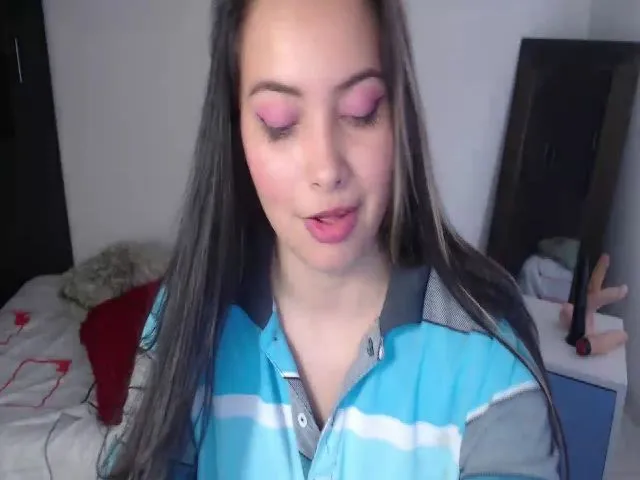 Live sex webcam photo for Evalix #258133600