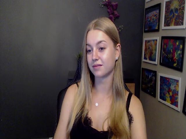 Live sex webcam photo for LUSTerica #252758573