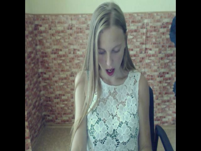 Live sex webcam photo for SshyTeen #255009850