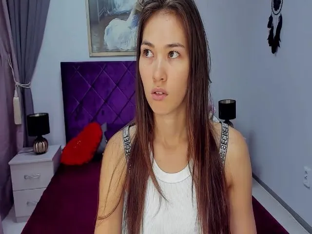 Live sex webcam photo for RebekaVimm #265471585