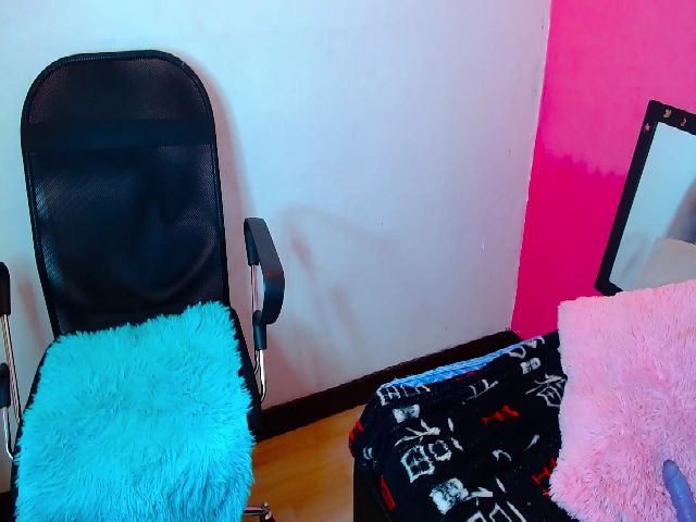 Live sex webcam photo for Juliia_sweet #258817473